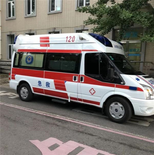 四子王选择我们的救护车出租,开启安心转院之旅