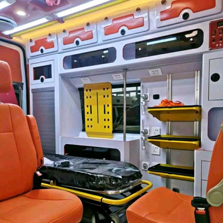 四子王长途救护车护送病人租赁价格